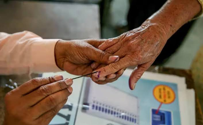 Odisha Election 2024 : आज 460 उम्मीदवारों के भाग्य का फैसला करेंगे 1 करोड़ मतदाता