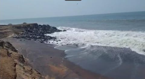 गंजम : बंगाल की खाड़ी से लापता युवक का अभी तक पता नहीं