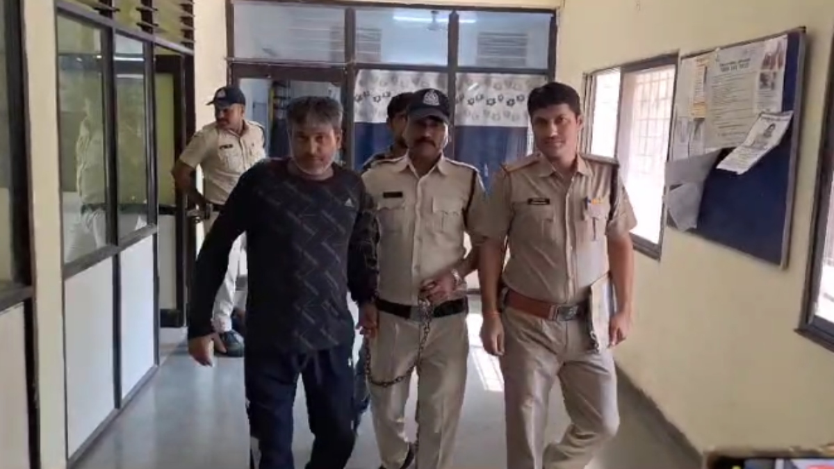 मादक पदार्थ पर पुलिस की बड़ी कार्रवाई: 18 लाख की चरस के साथ तस्कर गिरफ्तार, ग्राहक की कर रहा था तलाश  