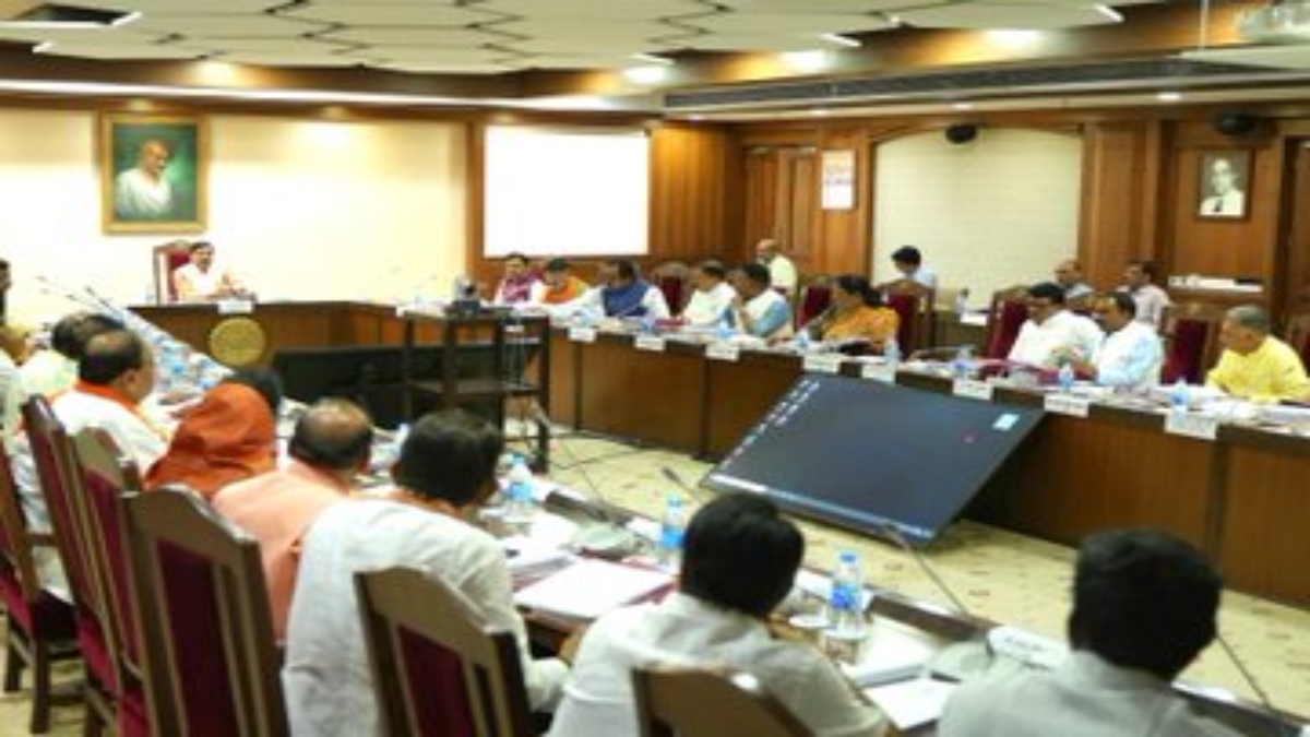 बड़ी खबर: स्वास्थ्य विभाग में 46451 नवीन पदों पर होगी भर्ती, मोहन कैबिनेट का बड़ा फैसला 