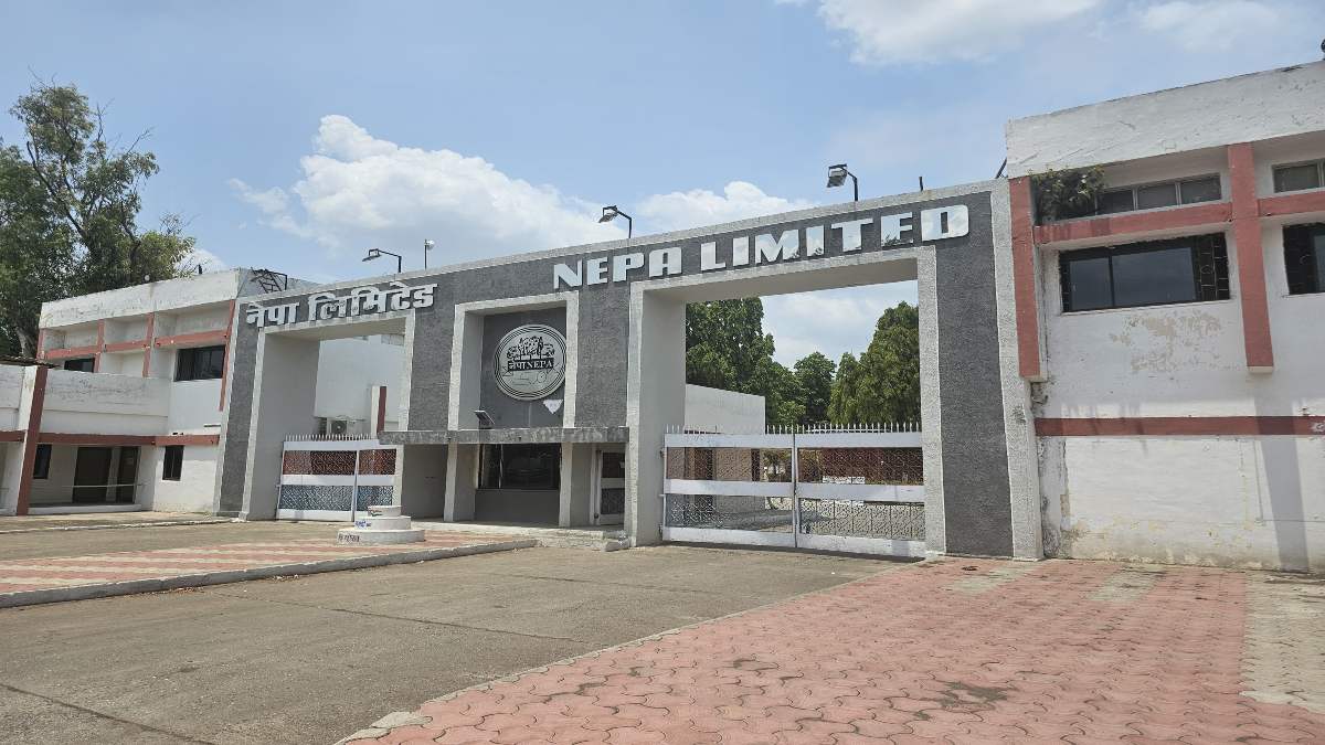 ऐसे हुआ करोड़ों का भ्रष्टाचारः ठेकेदार के बेटे को बनाया चीफ फाइनेंस ऑफिसर, विजिलेंस अधिकारी के बंगले पर खर्च किए 27 लाख, अब सैलरी के लिए फंड नहीं