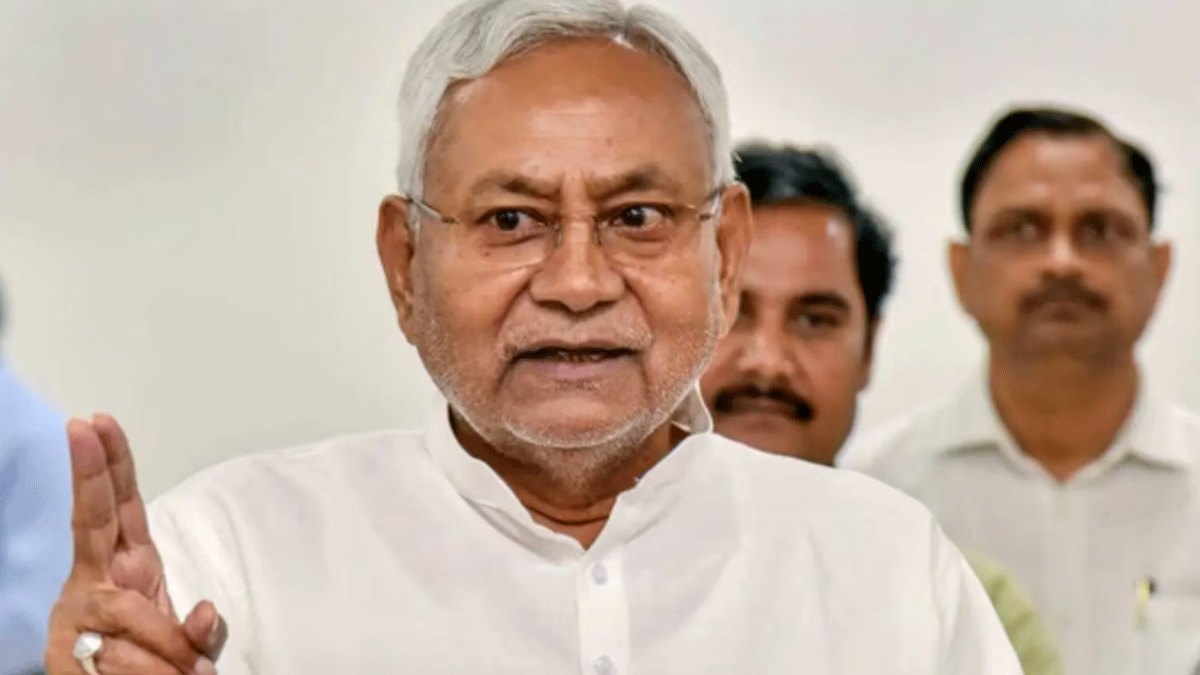 बिहार में फिर होगा “खेला”…? JDU की राष्ट्रीय कार्यकारिणी की बैठक कल, अपने नेताओं संग आज शाम दिल्ली पहुंचेंगे Bihar CM Nitish Kumar
