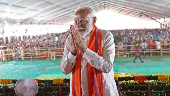 BIG BREAKING: वाराणसी सीट से पीएम मोदी 6 हजार वोटों से पीछे, कांग्रेस प्रत्याशी अजय राय आगे, राहुल गांधी दोनों सीटों पर आगे