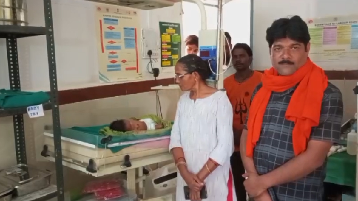 मां के नाम पर कलंक: पैदा होते ही नवजात को झाड़ियों में फेंका, हाथ पर लगे टैग से हुई पहचान  