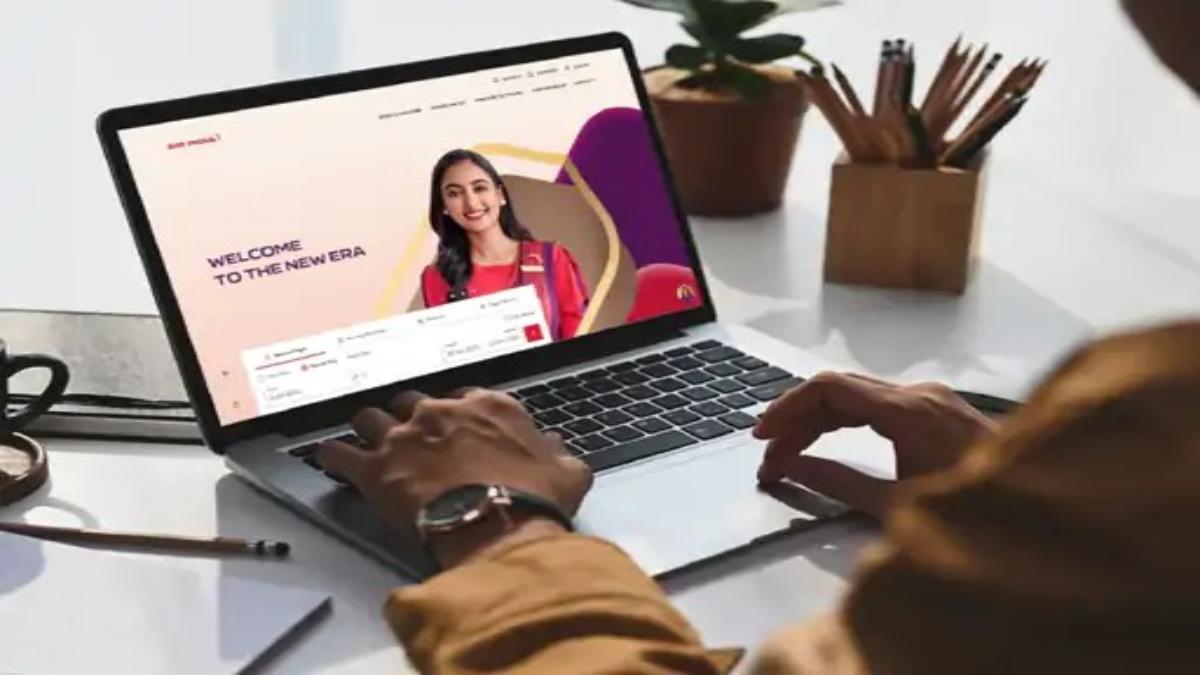 Air India Fare Lock Feature: एअर इंडिया ने अपने ग्राहकों के लिए लॉन्च किया फेयर लॉक फीचर, जानिए क्या हैं इसके फायदे ?