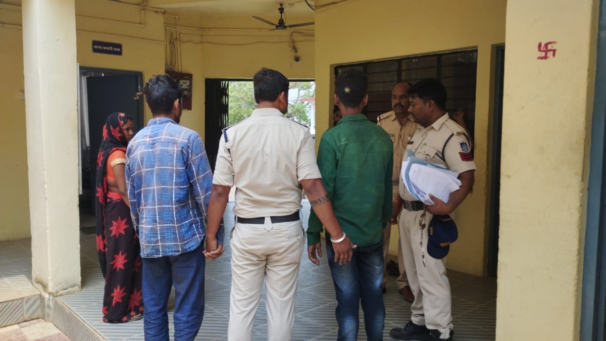 Crime News : पति-पत्नी कर रहे थे गांजे की तस्करी, पुलिस ने रंगे हाथों पकड़ा