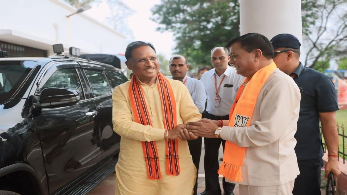 CM विष्णुदेव साय की विशेष पहल: अब मजदूर के बच्चे भी बनेंगे अफसर, प्रदेश के 10 जिलों में निशुल्क कोचिंग जुलाई से होगी शुरू