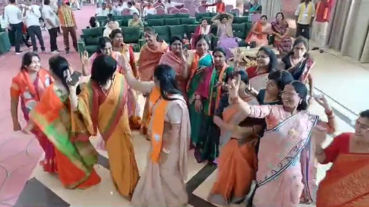 CG Election Results 2024 : दुर्ग में विजय बघेल की निर्णायक बढ़त से कार्यकर्ताओं में जश्न का माहौल…