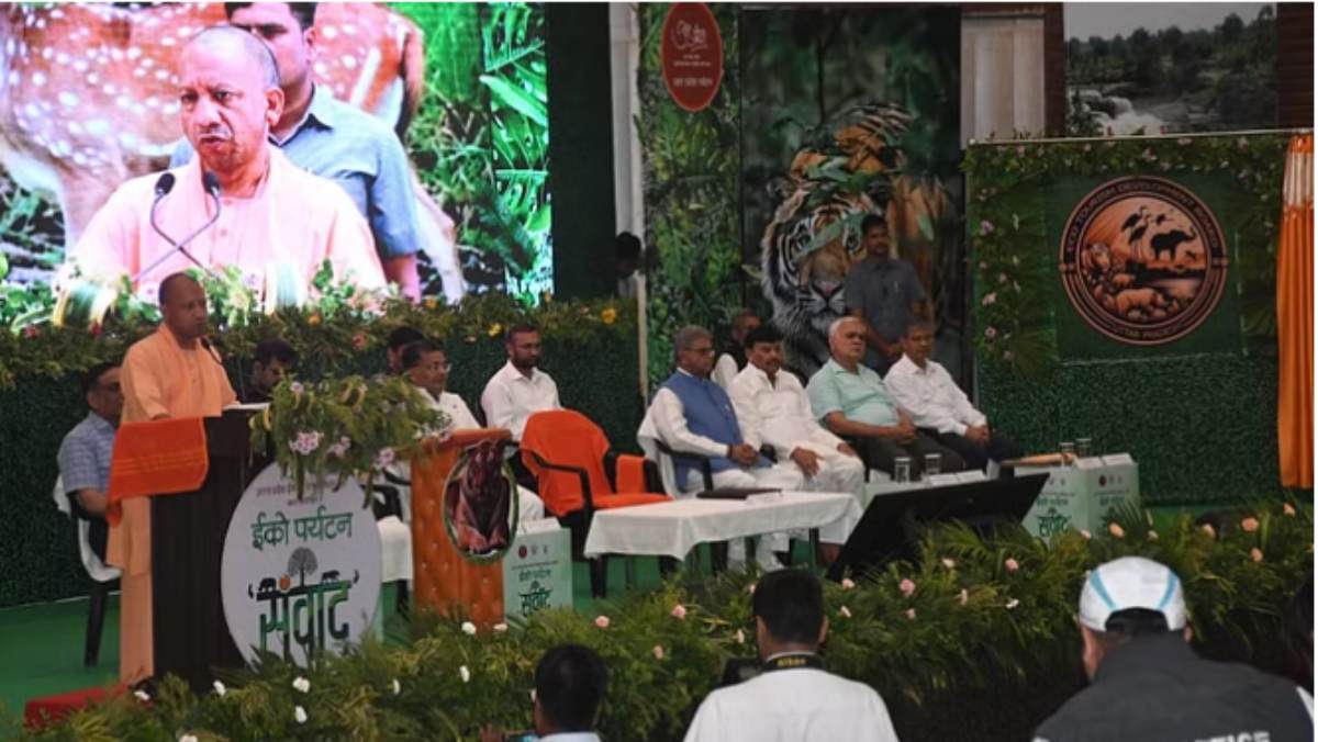 CM Yogi ने इको टूरिज्म के LOGO का किया अनावरण, मुख्यमंत्री बोले- यूपी में बढ़ी पर्यटकों की संख्या