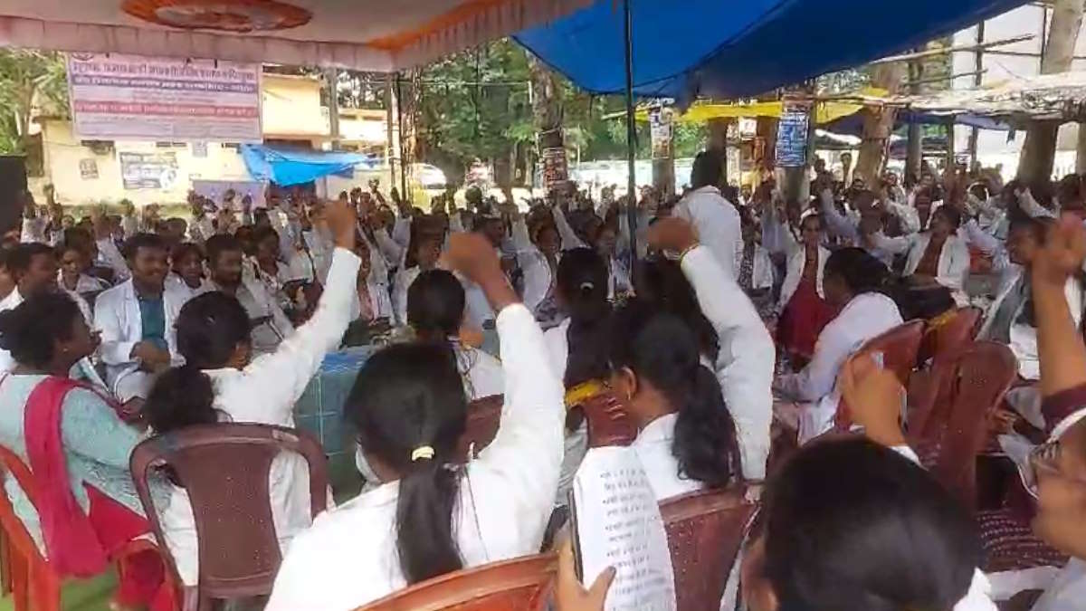 सीएचओ अनिश्चितकालीन हड़ताल पर, ठप पड़ी स्वास्थ्य विभाग की योजनाएं, जानिए क्या है उनकी मांगें…