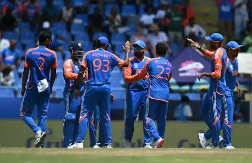IND vs AUS, T20 World Cup 2024: भारत ने जीता सुपर 8 में अपना आखिरी मैच, ऑस्ट्रेलिया को 24 रन से हराकर सेमीफाइनल में ली एंट्री, अर्शदीप ने झटके तीन विकेट