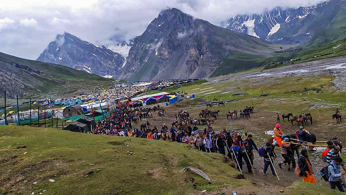 सुंदरता की जीवंत तस्वीर है Amarnath Yatra का मार्ग, जाने कब से शुरु होगी यात्रा…