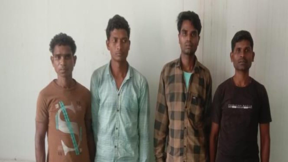नक्सली संगठन में सक्रिय 12 माओवादी चढ़े सुरक्षाबलों के हत्थे, हत्या, रोड खोदना, टावर उड़ाने जैसी घटनाओं में थे शामिल