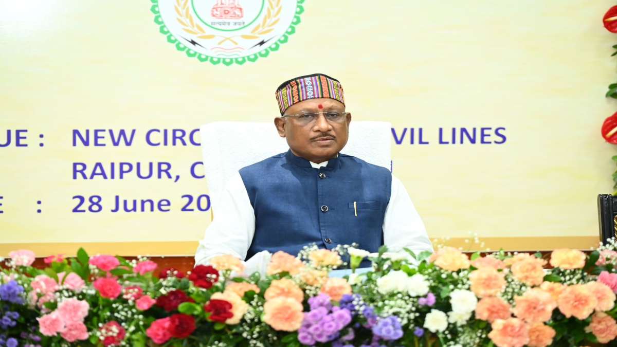 यूनिफाइड कमांड की बैठक में शामिल हुए सीएम साय, कहा- 6 महीने में हमने मजबूती के साथ नक्सलवाद के खिलाफ लड़ाई लड़ी, नक्सल प्रभावित क्षेत्रों में हो रहा विकास