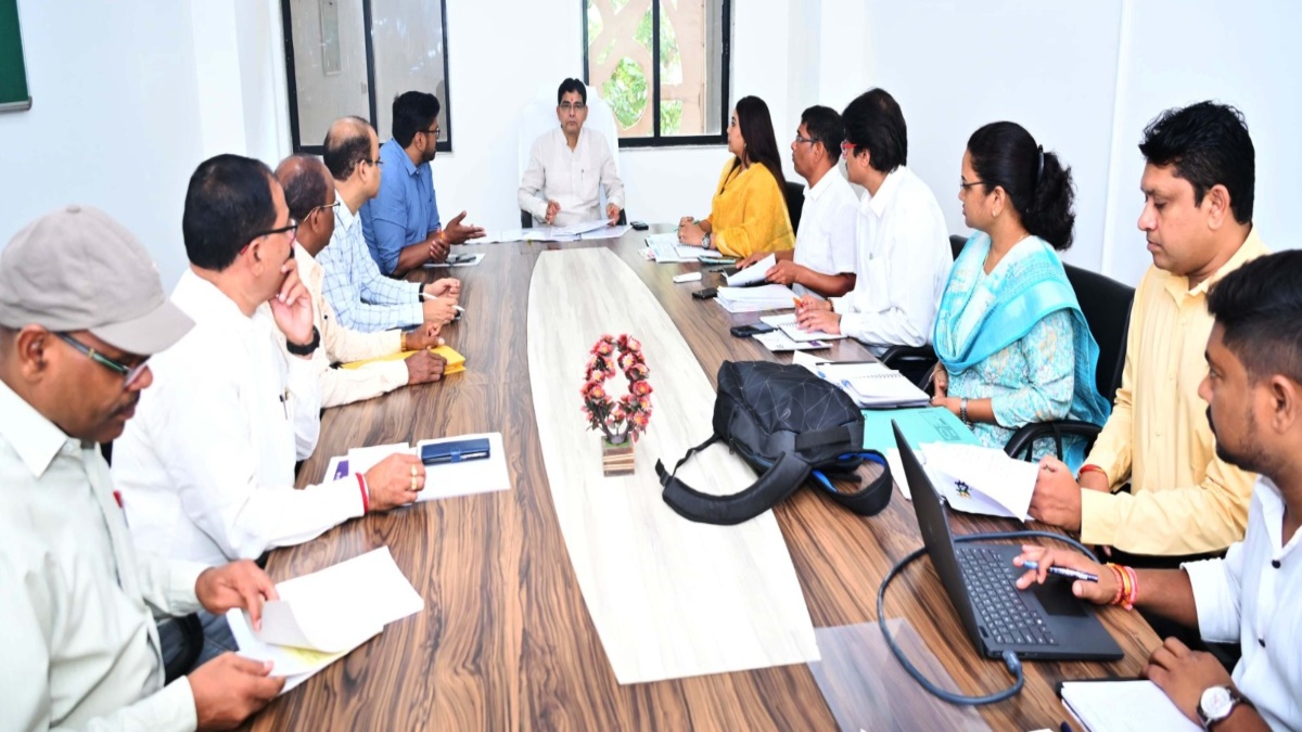 खेल मंत्री वर्मा ने राज्य में खेल सुविधाओं को सुदृढ़ करने के दिए निर्देश, खिलाड़ी अलंकरण के पुरस्कारों की जल्द होगी घोषणा…