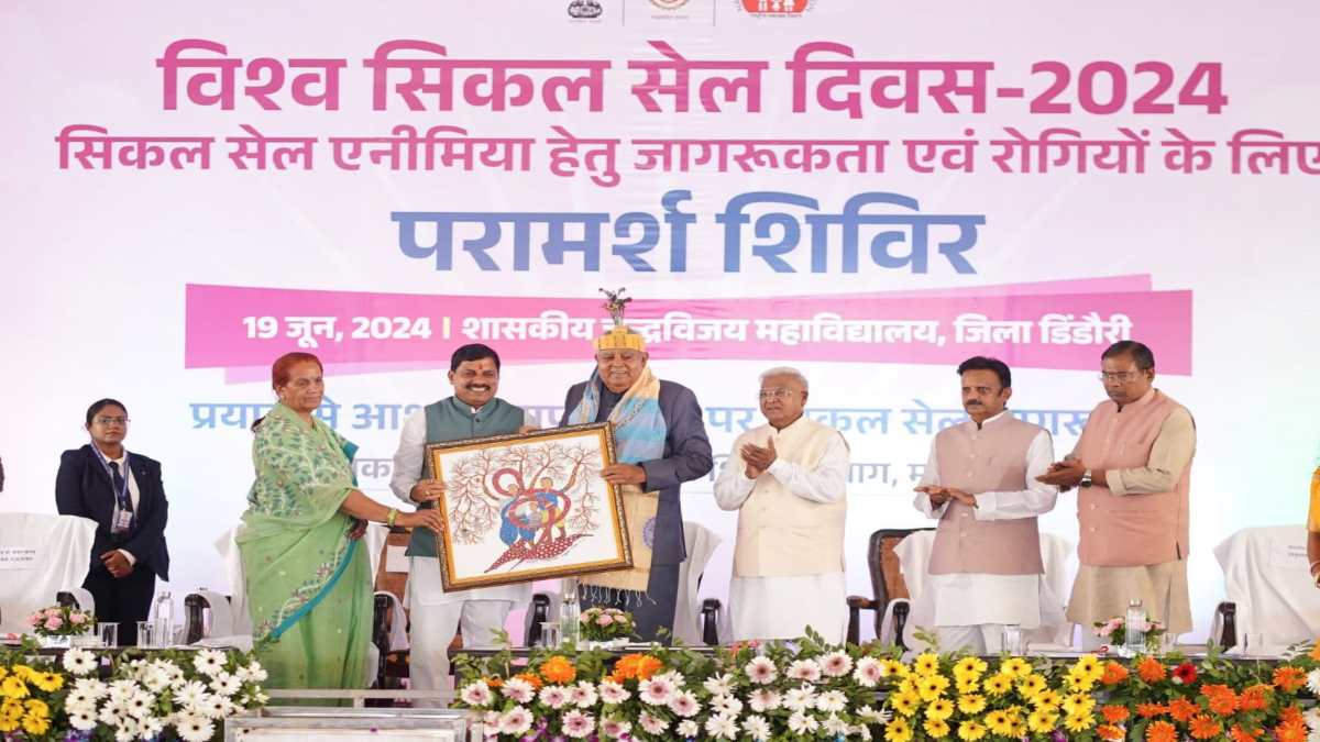 उपराष्ट्रपति ने की सीएम मोहन के कार्यों की सराहना, बोले- आपने मुख्यमंत्री का दम दुनिया को दिखा दिया