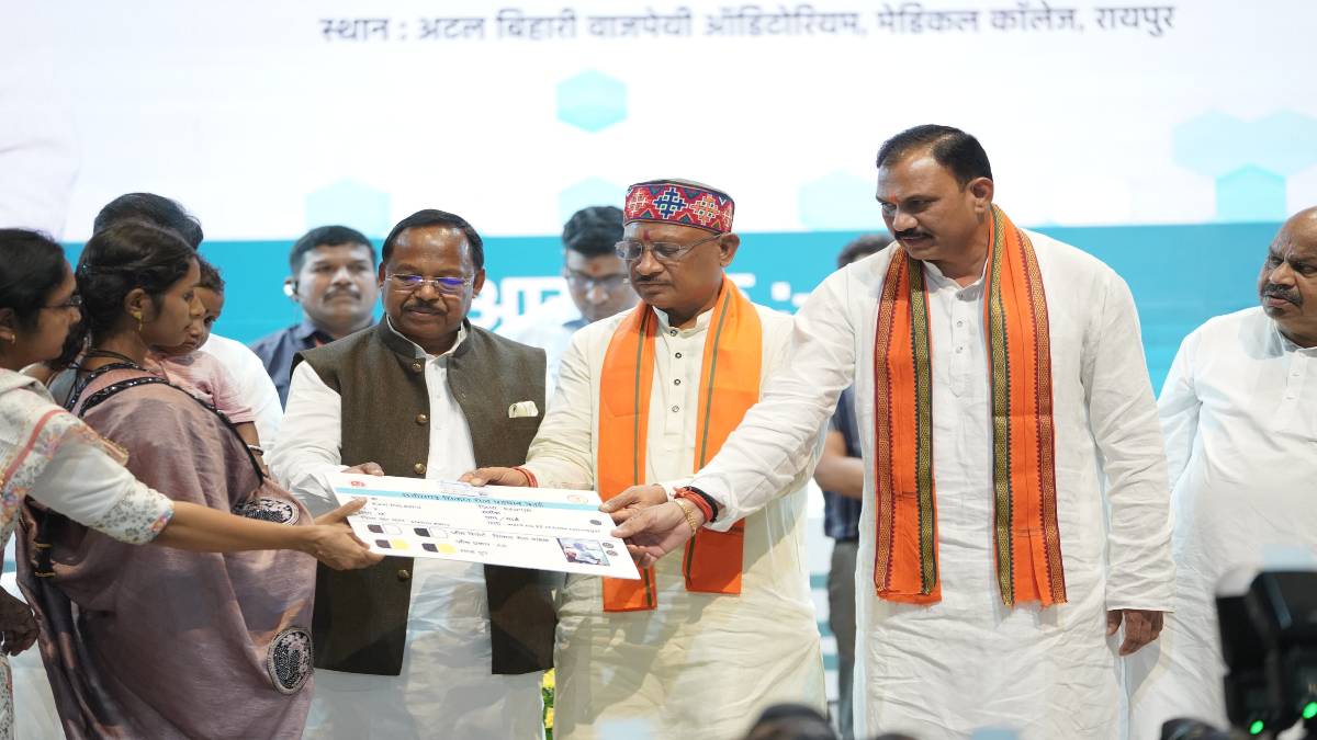 सीएम साय का बड़ा ऐलान, कहा- महतारी वंदन योजना की तरह हर माह मितानिनों के बैंक खाते में जाएगा मानदेय