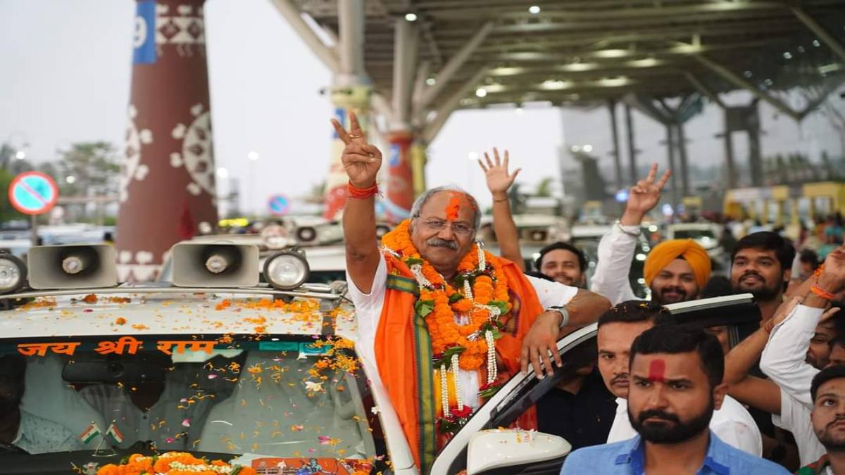 खास खबर : क्या नाराज हैं बृजमोहन अग्रवाल ? संगठन में राष्ट्रीय स्तर पर मिलेगी बड़ी जिम्मेदारी ?