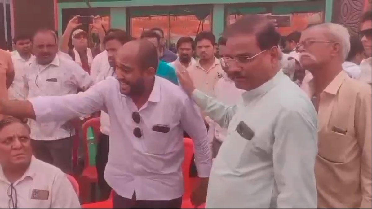 BJP प्रत्याशी लोकसभा चुनाव जीते, लेकिन गृहग्राम में मिली हार, जिला अध्यक्ष पर फूटा कार्यकर्ताओं का गुस्सा, की इस्तीफे की मांग