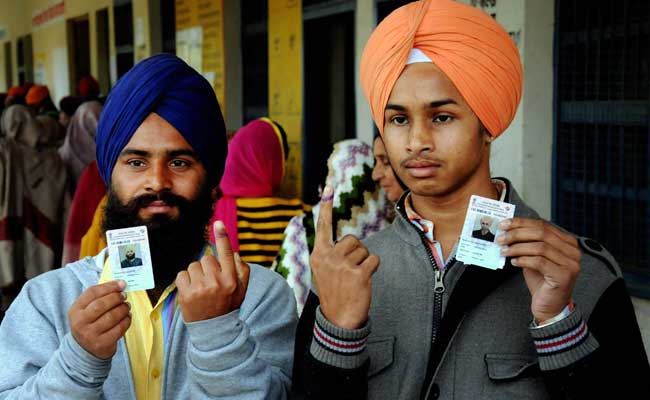 पंजाब 1 बजे तक  37.80 फीसदी वोटिंग, चुनाव के दौरान हिंसक झड़प