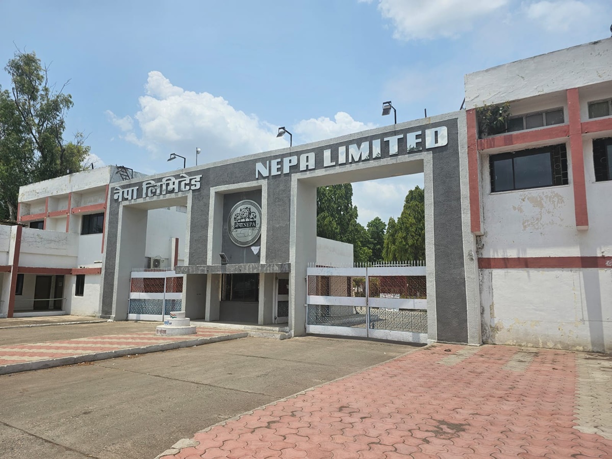 इन्वेस्टिगेशन स्टोरी पार्ट 2: एक विभाग में दो अधिकारी; नेपा मिल में भ्रष्टाचार के साथ मिस मैनेजमेंट, मेंटेनेंस के लिए लाए गए मैकेनिकल इंजीनियर को बना दिया मार्केटिंग जनरल मैनेजर 