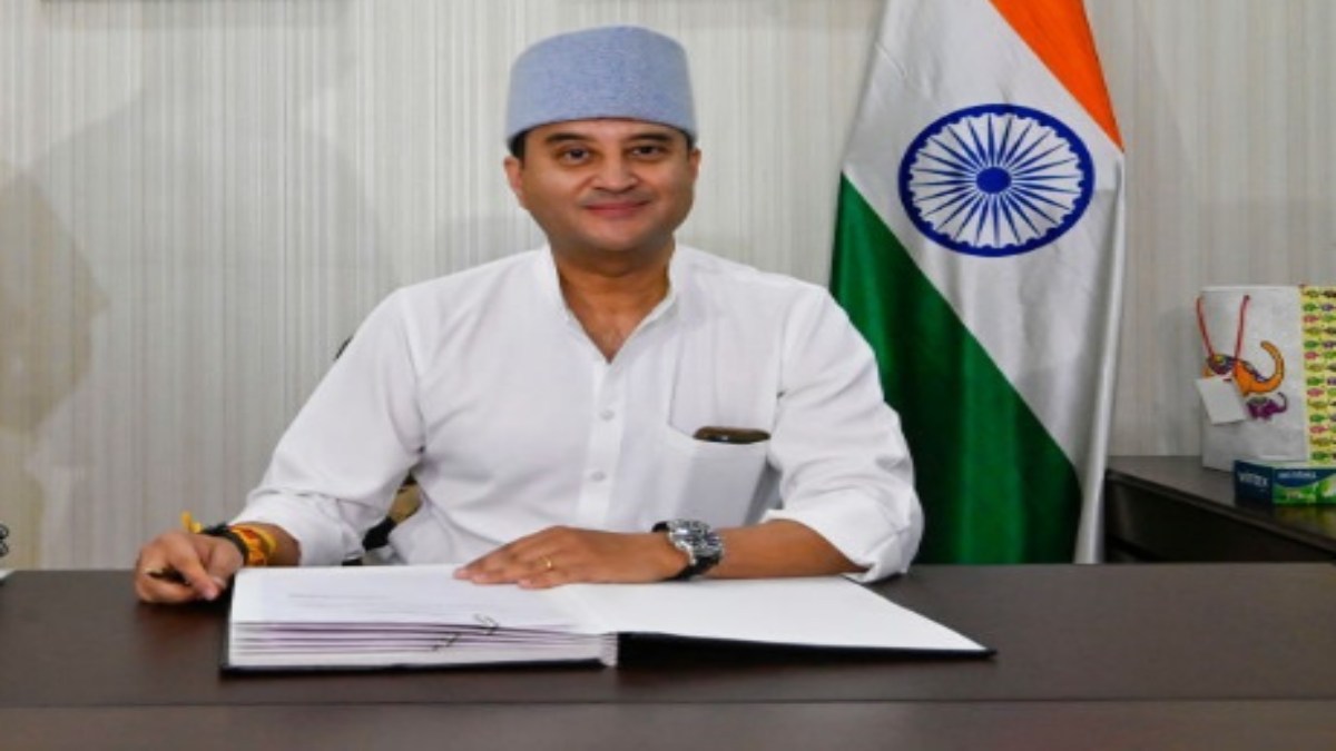 केंद्रीय मंत्री सिंधिया ने MP के दो मंत्रियों को लिखा पत्र, इस समस्या को हल करने की मांग की