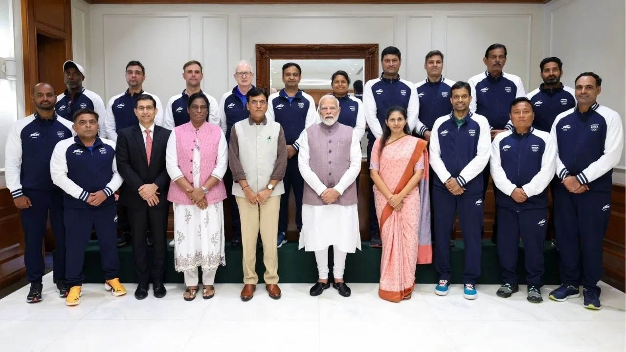 पेरिस ओलंपिक के लिए खिलाड़ियों की रवानगी से पहले पीएम मोदी ने की खास मुलाकात