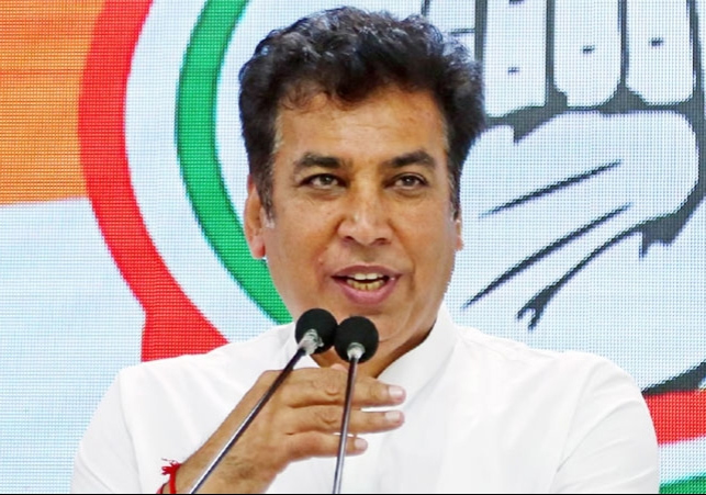 देवेंद्र यादव ने आप और भाजपा पर साधा निशाना