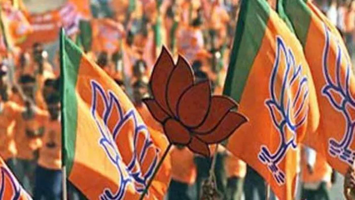 जम्मू-कश्मीर से महाराष्ट्र तक, इन 4 राज्यों में चुनावी रणनीति को लेकर उलझी भाजपा