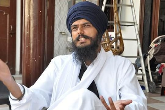 अमृतपाल की सांसद सदस्यता हो सकती है रद्द, चुनाव को हाईकोर्ट में चुनौती मिली