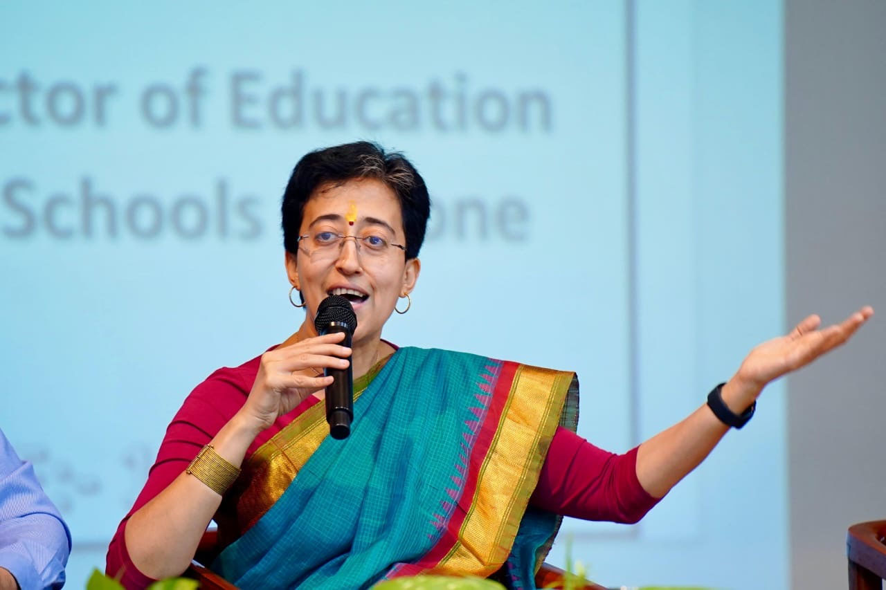 दिल्ली के सरकारी स्कूलों को सर्वश्रेष्ठ बनाएंगे ; आतिशी