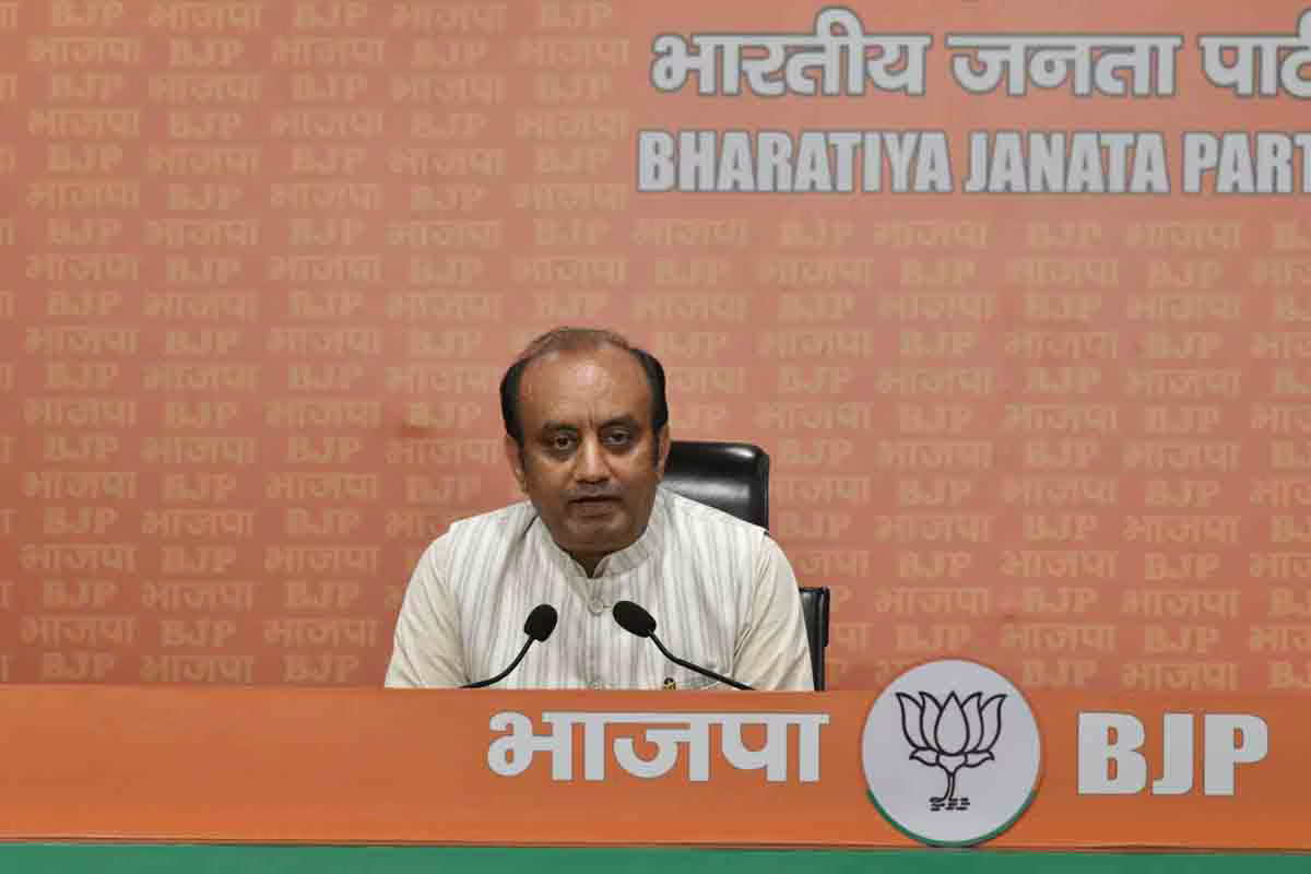 PM मोदी के लिए अपमानजनक भाषा शब्दों का इस्तेमाल नहीं होना चाहिए’, BJP ने कांग्रेस पर साधा निशाना