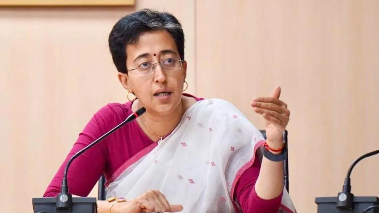 करंट से छात्र की मौत मामले में मंत्री आतिशी ने दिए जांच के आदेश