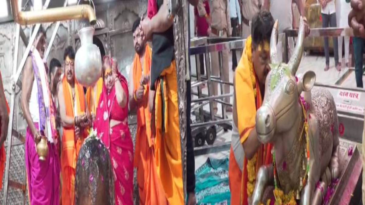 बाबा महाकाल की शरण में पहुंचे मंत्री कैलाश विजयवर्गीय: सपत्नीक गर्भगृह में किया पूजा-अर्चना, जानें क्या दिया बयान?