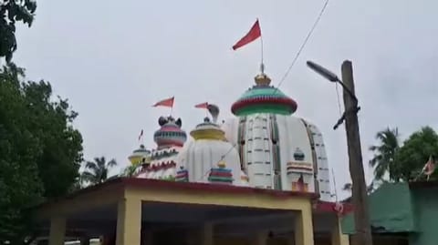 कनक दुर्गा मंदिर से लाखों रुपए के आभूषण चोरी