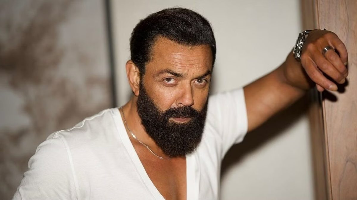 विलेन के रोल में फिर जल्वा दिखाएंगे Bobby Deol, इस फिल्म में हुई एंट्री …