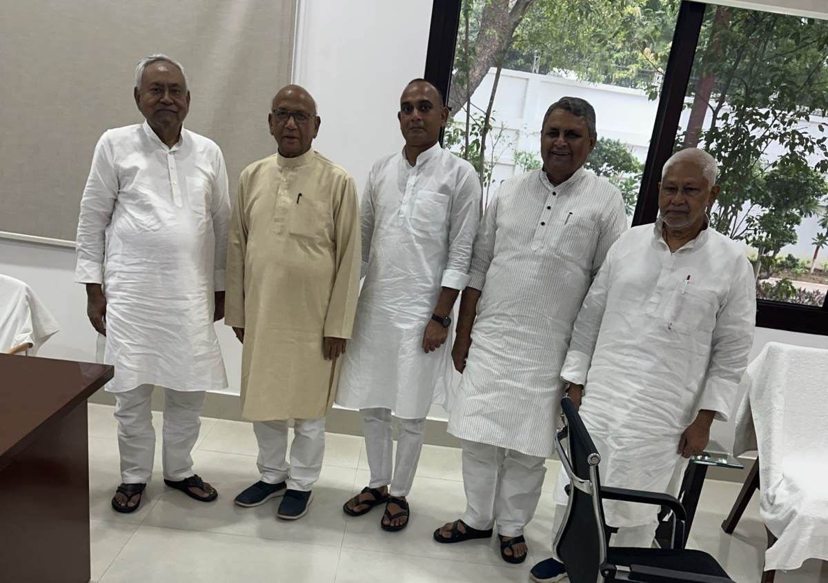 Jharkhand Assembly Election में BJP की टेंशन बढ़ाएंगे नीतीश कुमार, सीएम की एक नेता से मुलाकात के बाद चिंता में बीजेपी