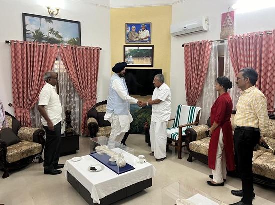 एनआरआईज की समस्याओं के समाधान के लिए पंजाब और केरल ने मिलाया हाथ
