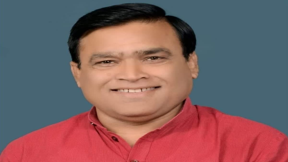 MP में चेक पोस्ट बंद किए जाने पर पूर्व मंत्री का बयान, कहा- फंड जनरेट करने के लिए सरकार कर रही एक्सपेरिमेंट, नए कानून को लेकर कही ये बात