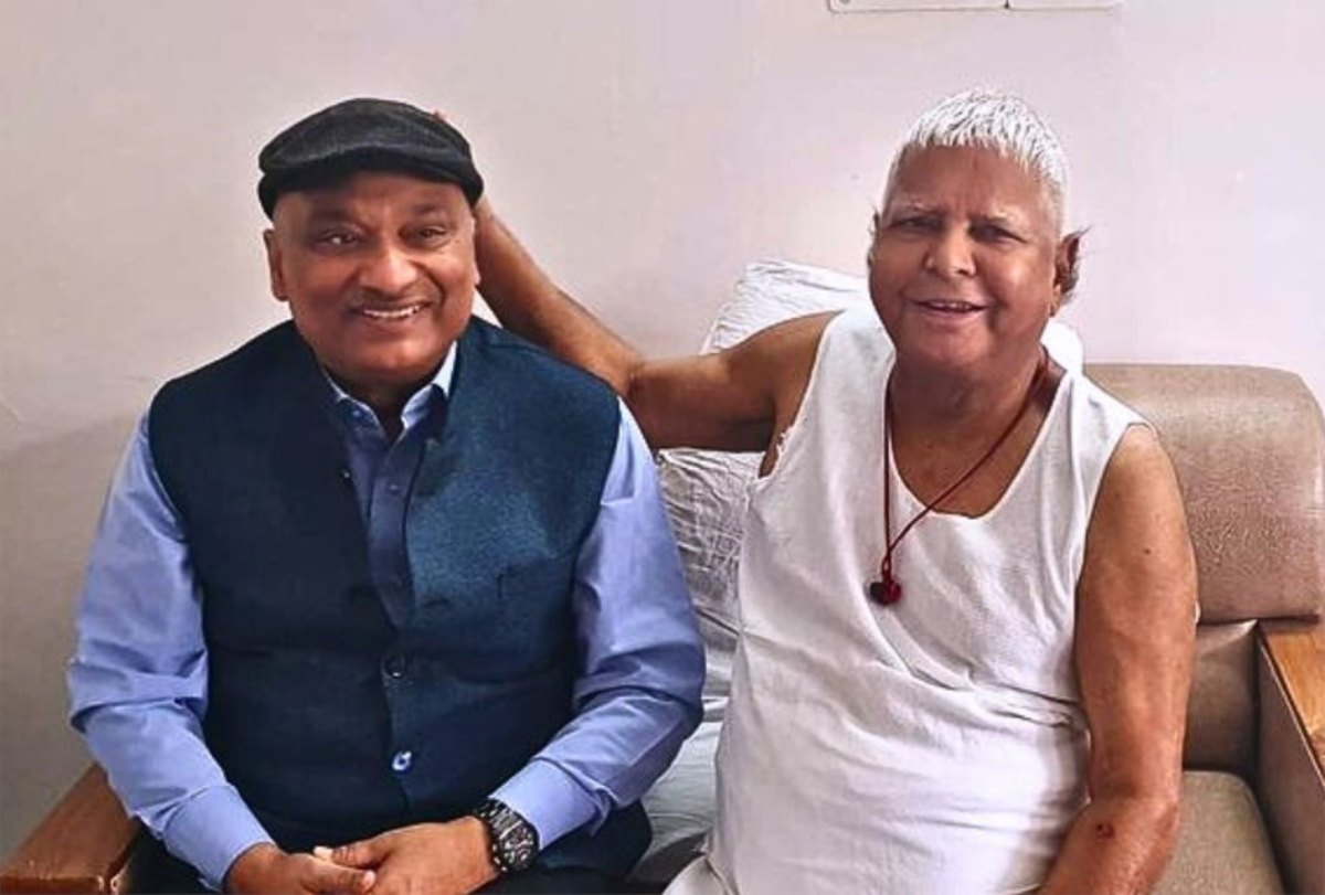 Bihar: नीतीश कुमार की मिमिक्री करना पड़ा भारी, RJD के MLC सुनील सिंह की सदस्यता खत्म – Sunil Singh Membership Canceled