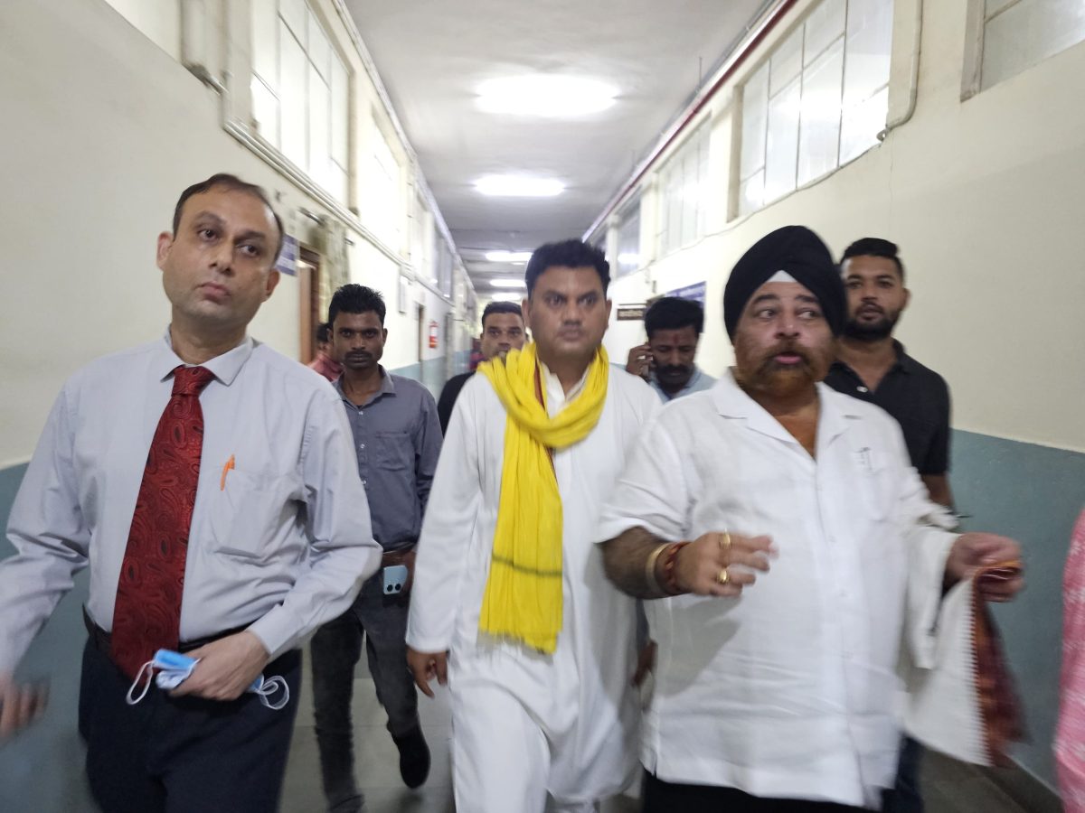 आश्रम में बच्चों की मौत का मामला: इंदौर पहुंचा कांग्रेस का जांच दल, विधायक को नहीं पता टीम में कितने सदस्य