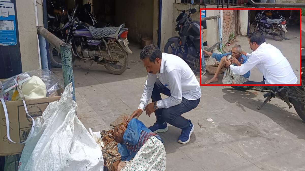 बुढ़ापे की लाठी ने छोड़ा साथ, बैंक से पैसे निकलवा कर मां को लावारिस छोड़ा कलयुगी बेटा