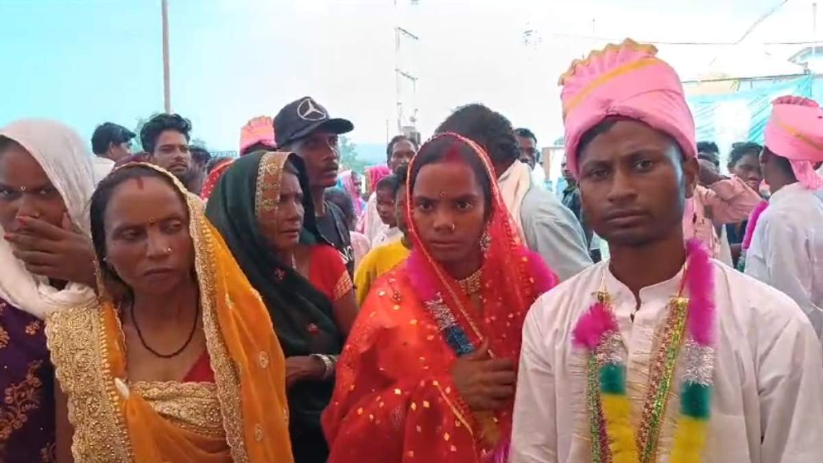 मुख्यमंत्री कन्या विवाह योजना की उड़ी धज्जियां: पहली पत्नी के रहते शख्स ने रचाई दूसरी शादी, अब बेटी को लेकर मां लगा रही न्याय की गुहार