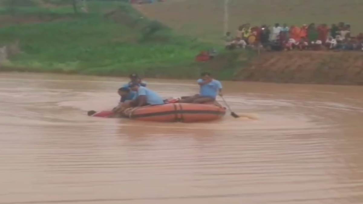 Singrauli News: पवार नदी में जिंदा समा गया बुजुर्ग, रेस्क्यू ऑपरेशन कर निकाला गया शव