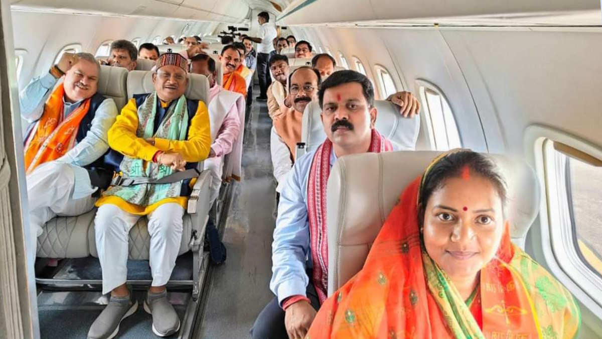 अयोध्या के लिए रवाना हुआ मुख्यमंत्री साय के साथ उनका पूरा मंत्रिमंडल, रामलला को शिवरीनारायण के बेर के साथ भेंट करेंगे यह सामग्री…