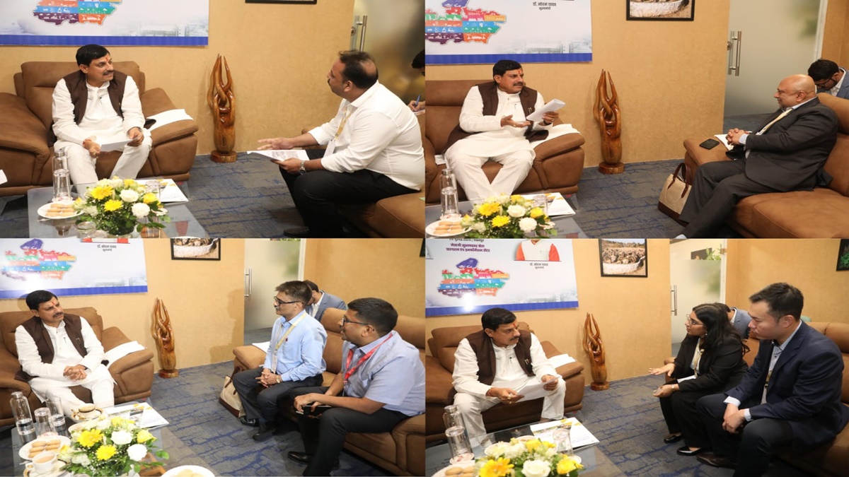 CM डॉ. मोहन यादव ने रीजनल इंडस्ट्री कॉन्क्लेव में उद्योगपतियों से किया वन टू वन, कहा- प्रदेश के गतिविधियों के विस्तार के लिए प्रतिबद्ध है राज्य सरकार