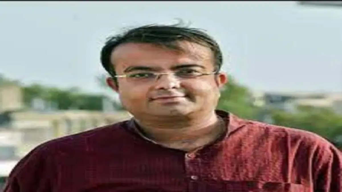 इंदौर में फूल छाप कांग्रेसी सक्रिय: कांग्रेस नेता ने सोशल मीडिया में निकाली भड़ास, विजयवर्गीय पर साधा निशाना 
