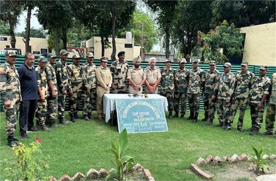 सेना ने पाक ड्रोन को मार गिराया, हेरोइन जब्त