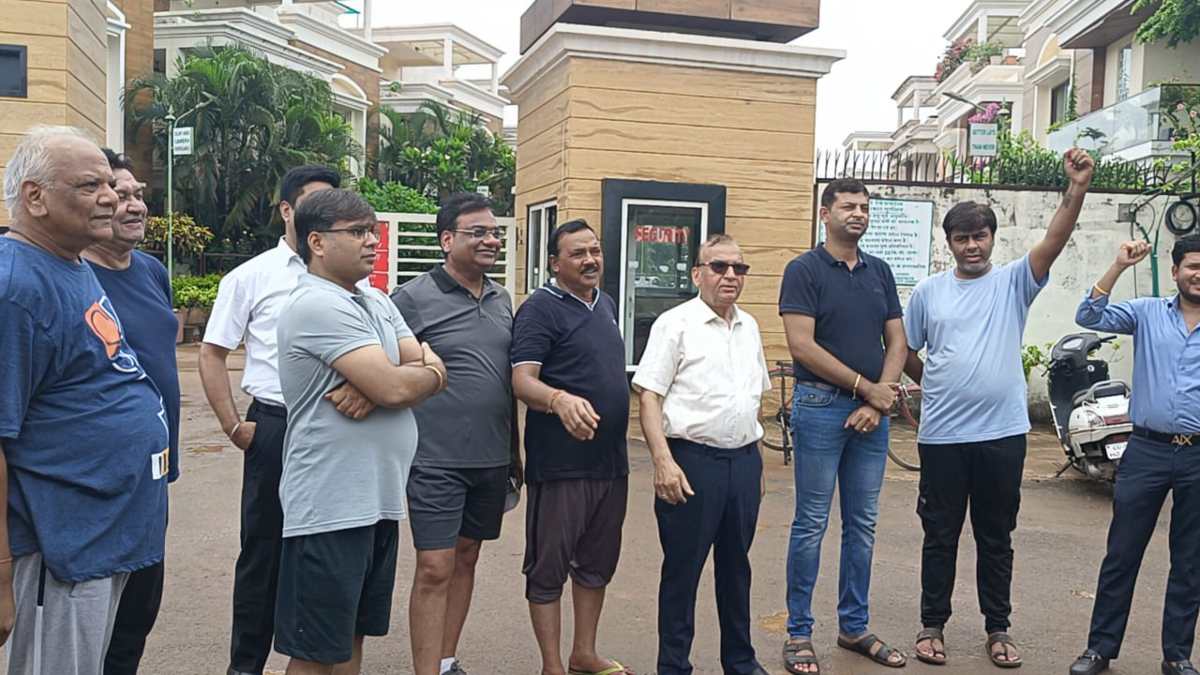 मूलभूत सुविधाओं से राजधानीवासी वंचित: मांगे पूरी नहीं होने पर चुनाव का किया बहिष्कार, पार्षद बैठेंगे धरने पर