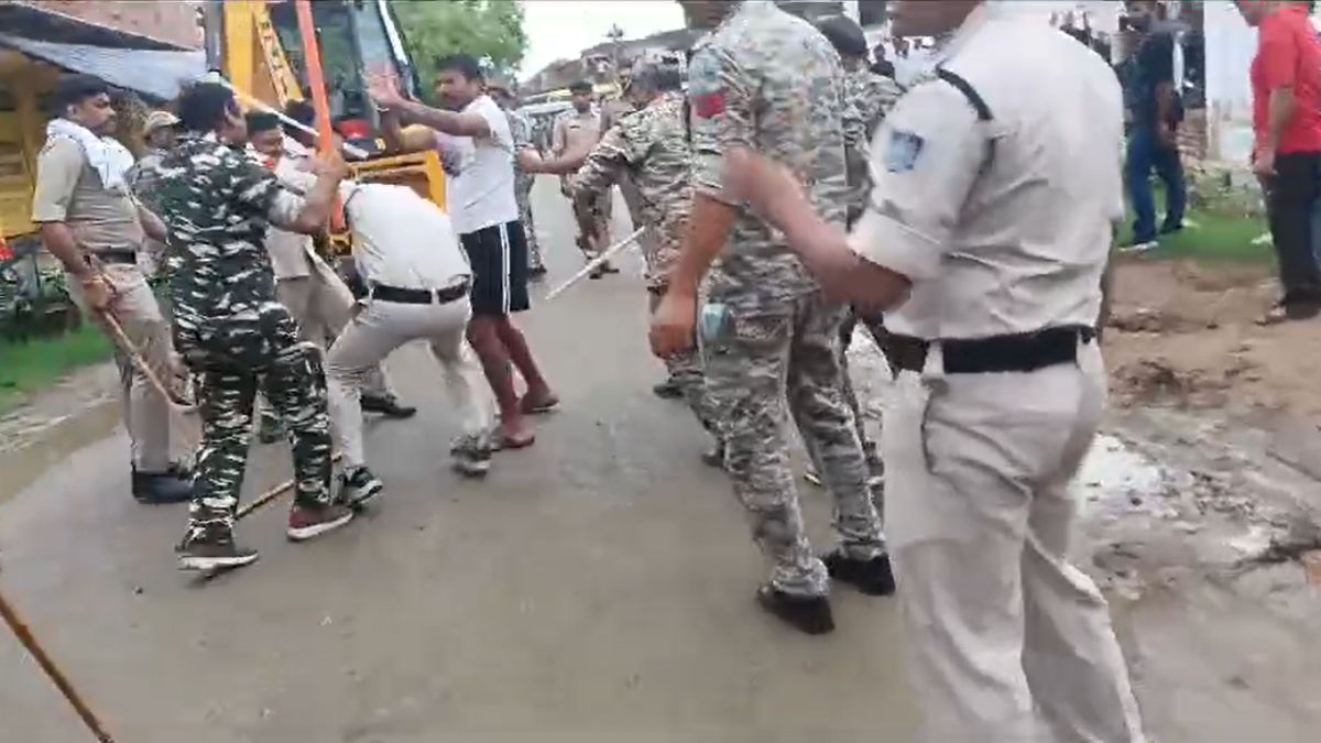 अतिक्रमण हटाने गई टीम के साथ धक्का-मुक्की: 20 नामजद और 10 अज्ञात लोगों के खिलाफ मामला दर्ज